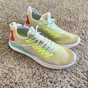 Puma running shoes nwot mens 11